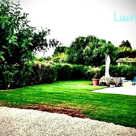Le Pavoncelle Sarde فندق مبيت وإفطار 4*