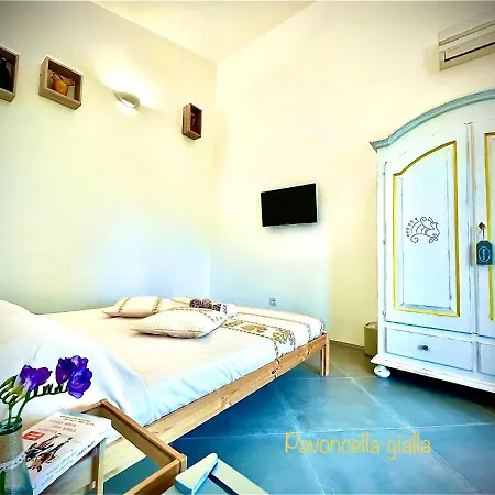 Couette-café Le Pavoncelle Sarde 4*