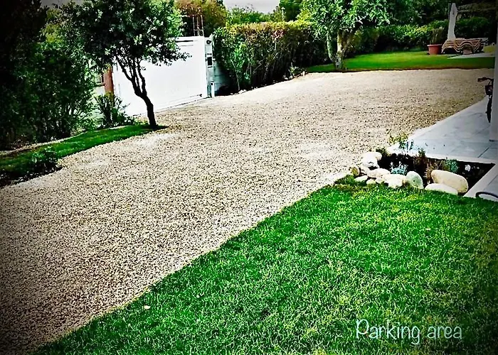 Le Pavoncelle Sarde Bed & Breakfast 4*