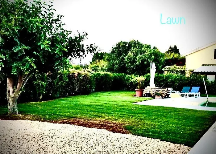 Le Pavoncelle Sarde Bed & Breakfast 4*